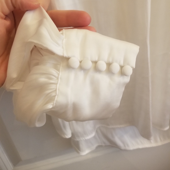 H & M Blouse - Picture 2 of 3